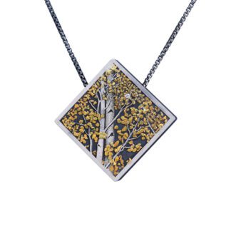 A silver necklace with a square shaped pendant.