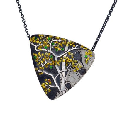 P840 'Aspen Looking Up' Pendant